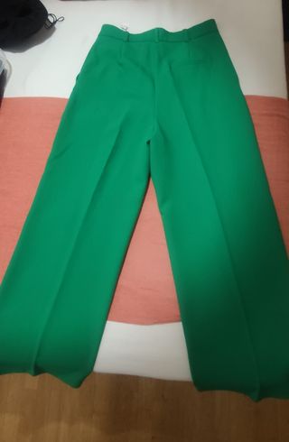 Pantalón Zara mujer verde