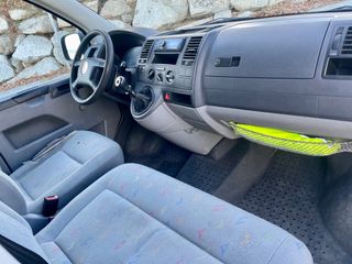 Volkswagen Transporter T5 2006