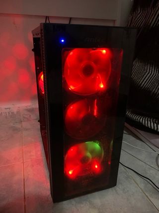 PC GAMING TECLADO Y RATON