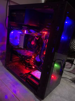 PC GAMING TECLADO Y RATON