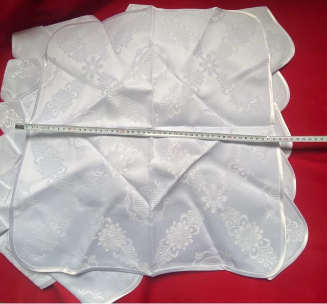 Servilletas blancas (24)