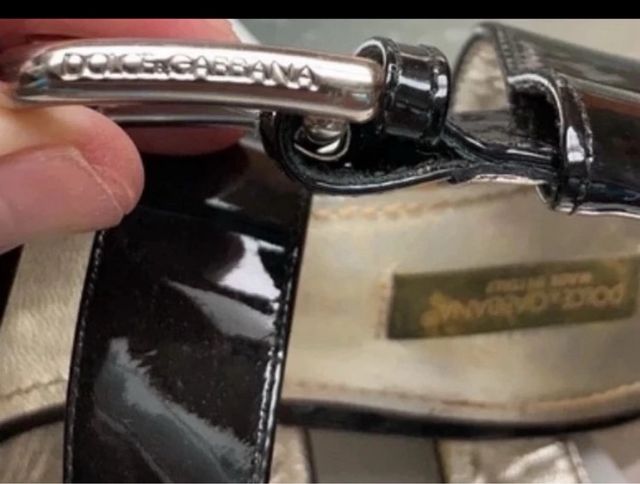 Sandalia dolce gabanna talla 37 impecable