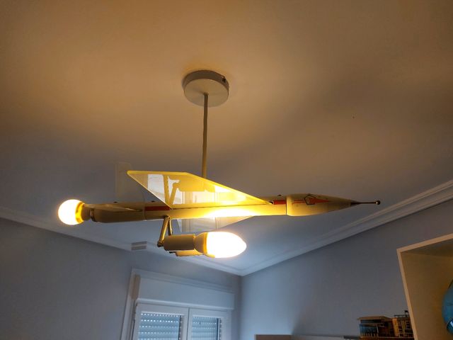 Lámpara de techo infantil