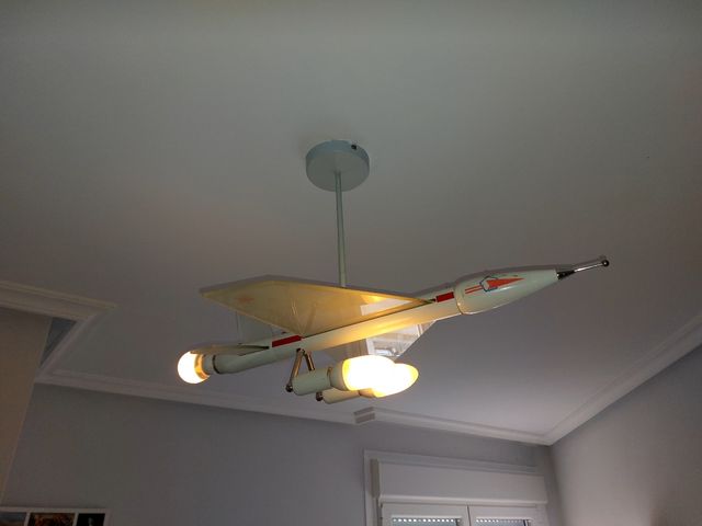 Lámpara de techo infantil