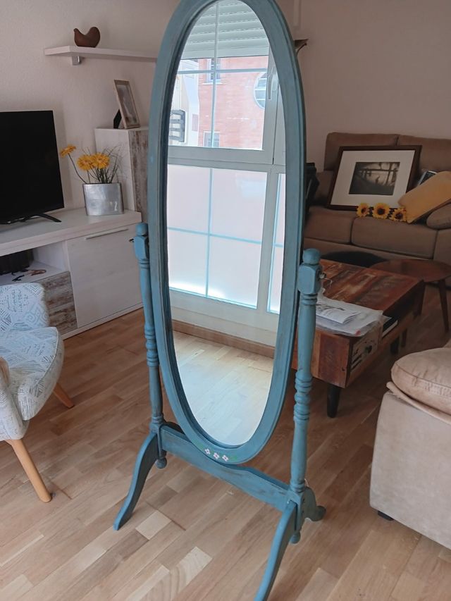 Espejo de pie pintado a mano