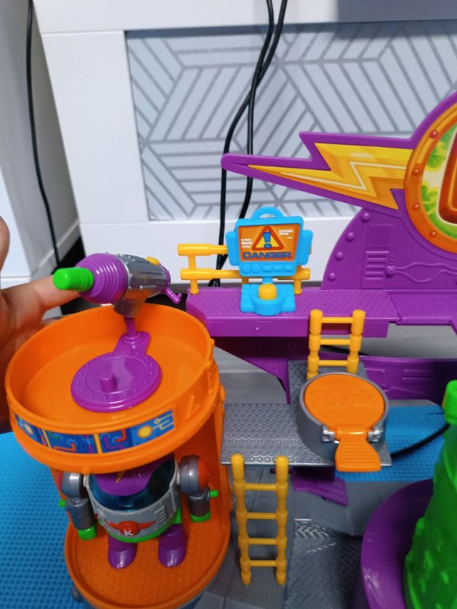 Superthings Laboratorio kaboom