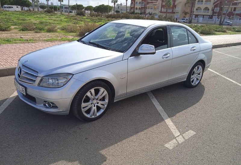 Mercedes-Benz Clase C 2007 - foto 1
