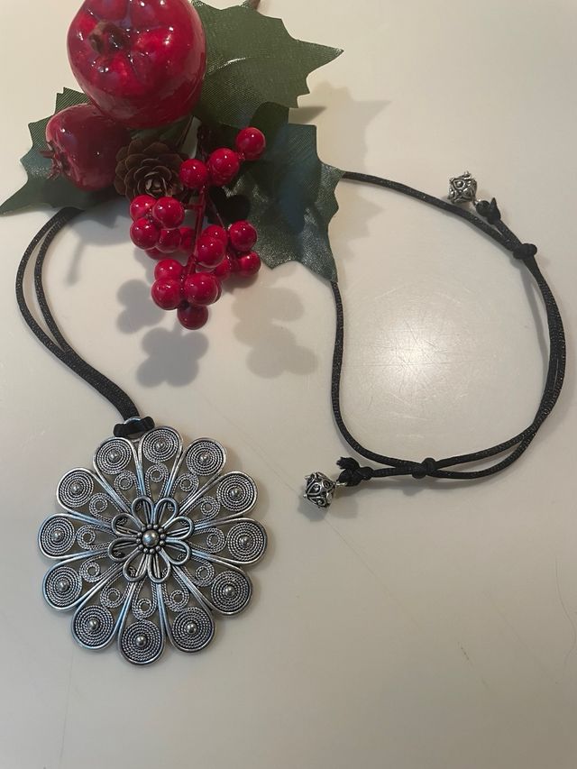 Collana ciondolo sardo lavorazione filigrana