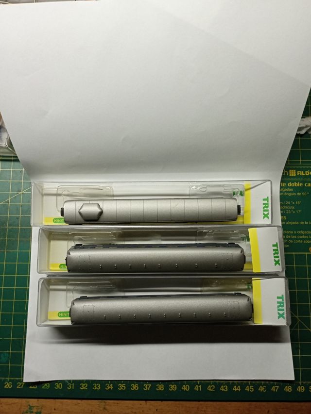 Minitrix Rheingold escala n vagones