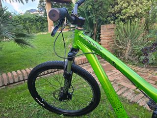 Bicicleta Dirt Jumper Lapierre Rapt 2.2