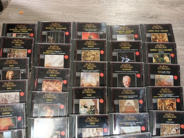Lote de 45 CD de música clásica