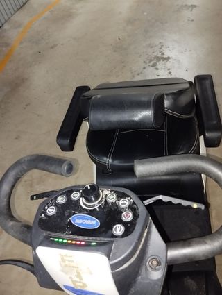 Scuter eléctrica invacare orion Año 2019