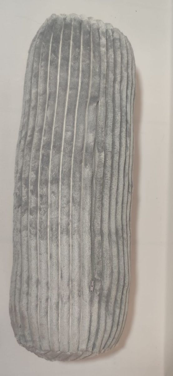 Acogedor cojín cilíndrico