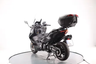 YAMAHA T-MAX 560 TECH 2024