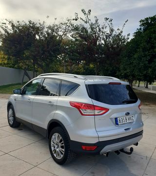 Ford Kuga Titanium 