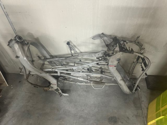 2 chasis de Aprilia RS 50
