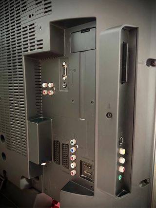 Tv Sony Bravia 37” KDL-37U3000