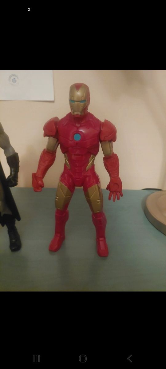 Batman y airon Man de 20cm