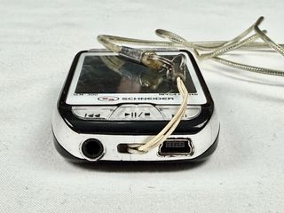 MP3 Schneider con Cargador