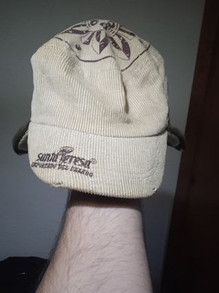 Regalo Gorra pana con orejeras