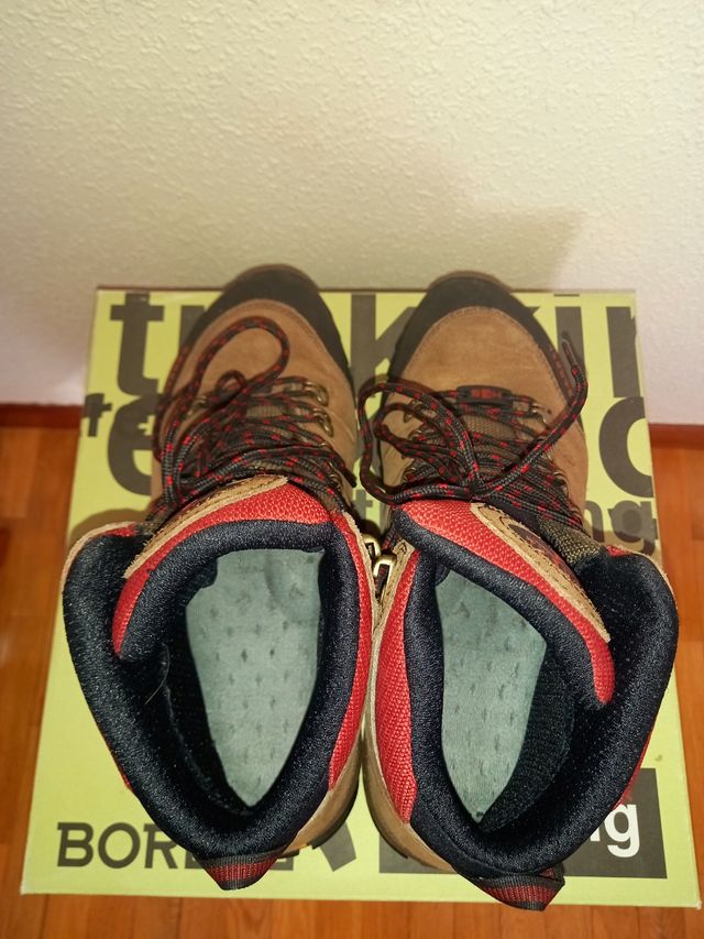 Botas Trekking BOREAL