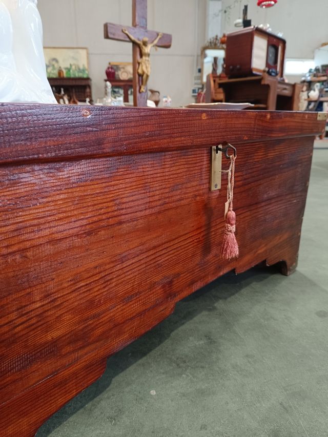 Baúl de madera