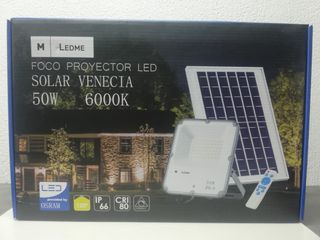 Foco Proyector Led Solar Venecia 50W