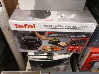 Freidora y horno.