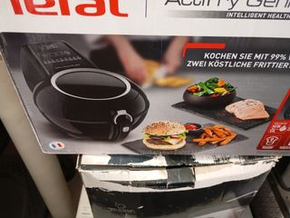 Freidora y horno.