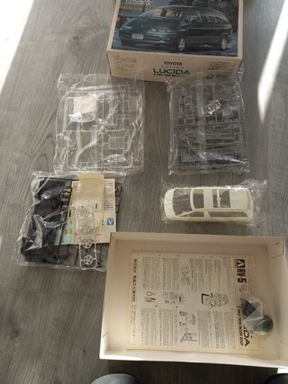 Toyota estima lucida previa