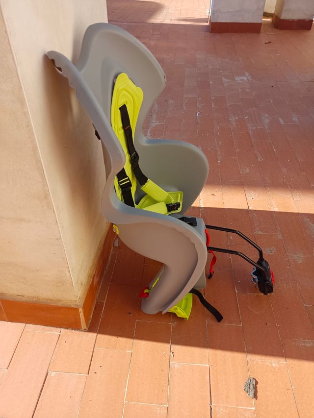 Silla de paseo para la bici 