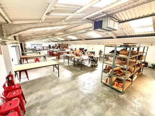TALLER COMPARTIDO DE CARPINTERÍA
