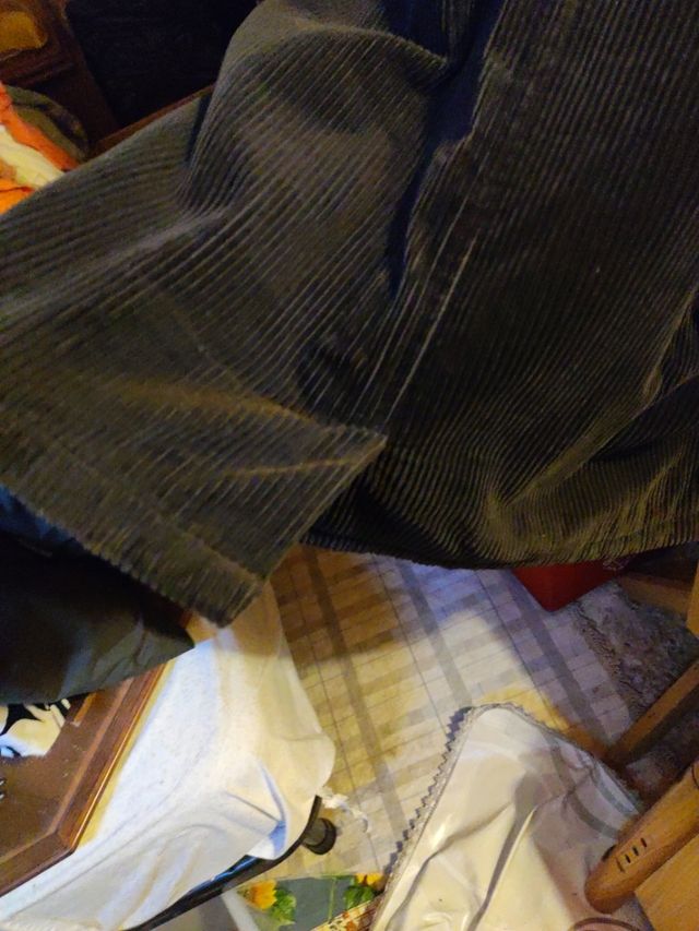 Cappotto in velluto a coste nero