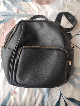 Mochila negra Parfois