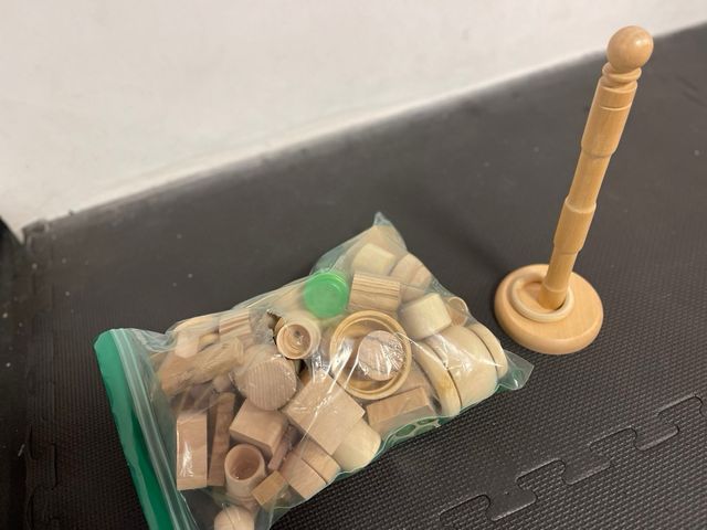 Pacchetto di giocattoli in legno Montesry