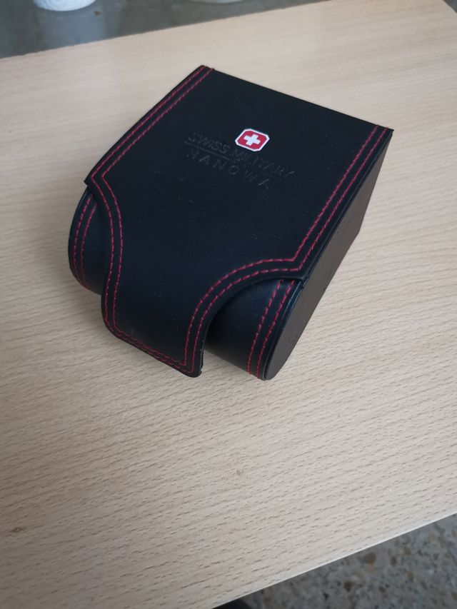 Caja suiss military hanova