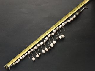 Collar vintage blanco