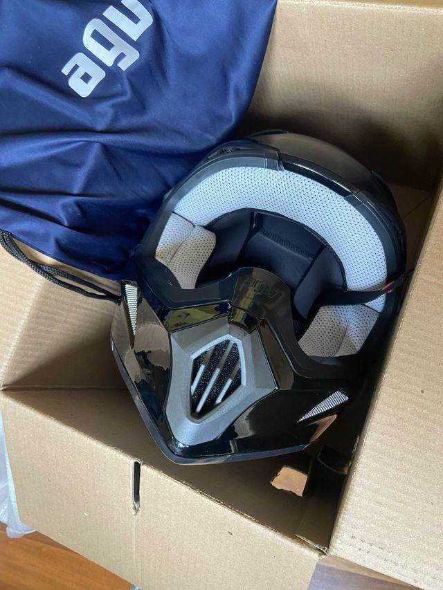 Casco AGV moto integral