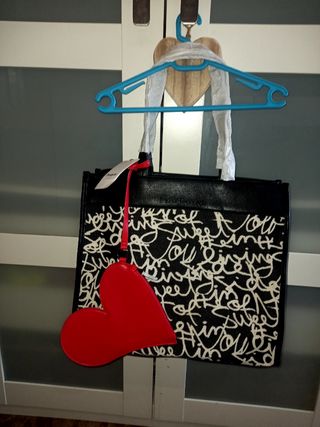 Bolso Desigual grande con monedero 