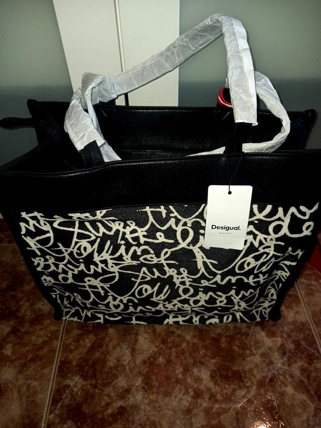 Bolso Desigual grande con monedero