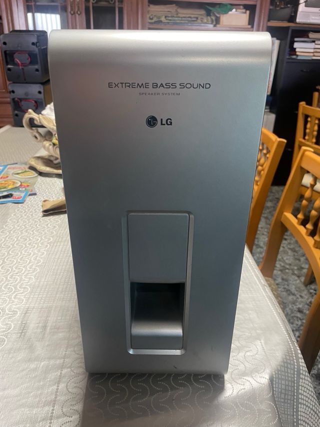 Subwoofer LG