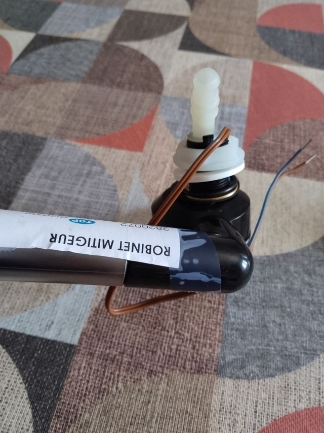 Grifo eléctrico para caravana