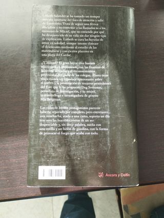 La chica que soñaba con una cerilla y un bidón de