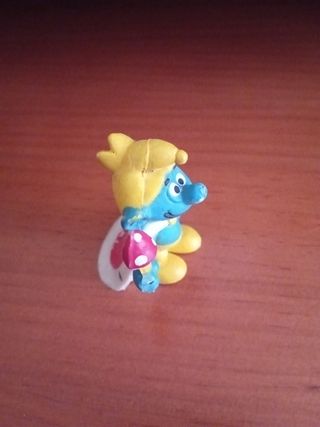 Figura PVC pitufos rey pitufismo