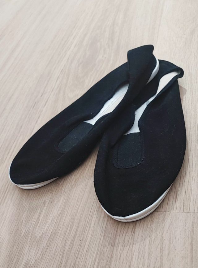 Zapatilla de gimnasia DOMYOS en talla 43