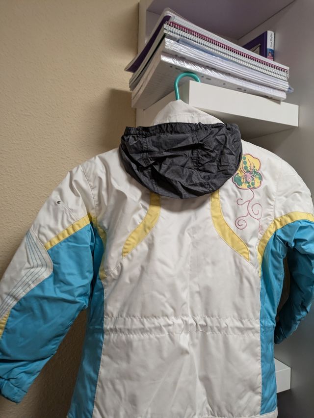 Dos conjuntos esquí talla 6, 110