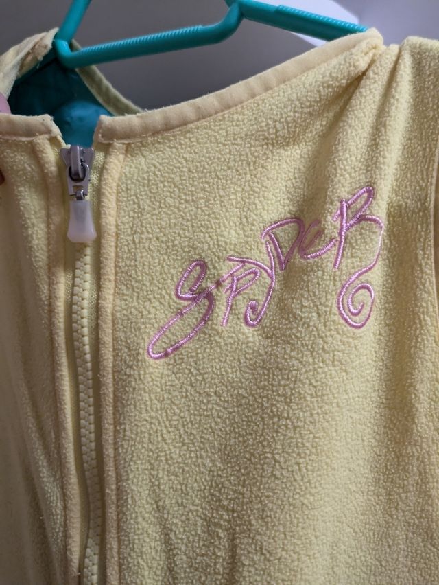 Dos conjuntos esquí talla 6, 110