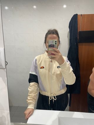 Chaqueta crop tipo bomber Ellesse