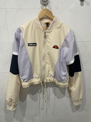 Chaqueta crop tipo bomber Ellesse