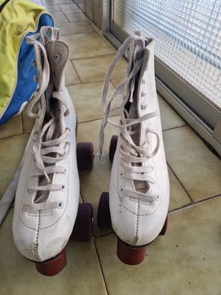 Patines artisticos 4 ruedas vintage con su bolsa